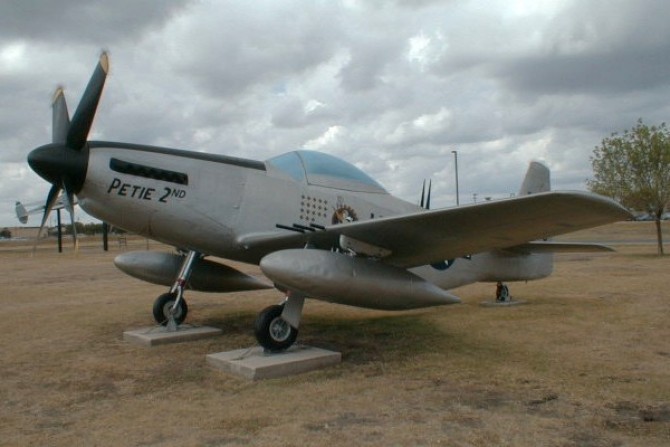 P-51 Survivor 44-64376 