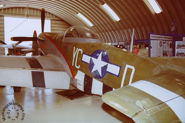 44-63893_01139_cf1.jpg
